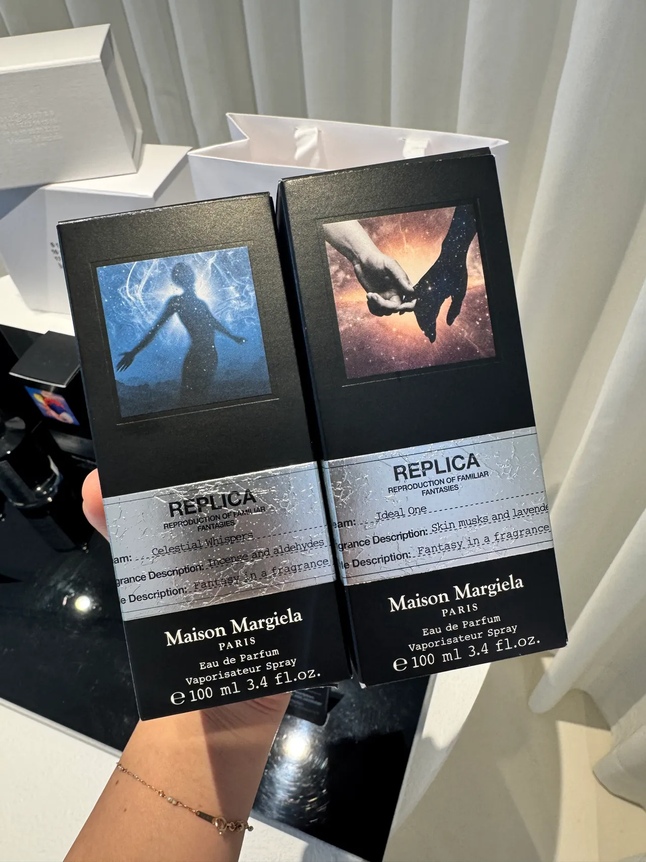 Maison Margiela梦中人与星空低语两款全新淡香精,100ml/7600元。张家玲摄