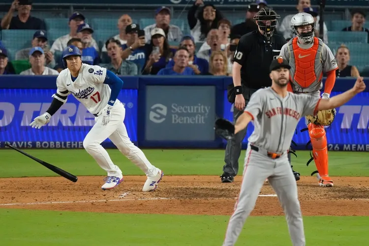 大谷擊出3分砲。  美聯社