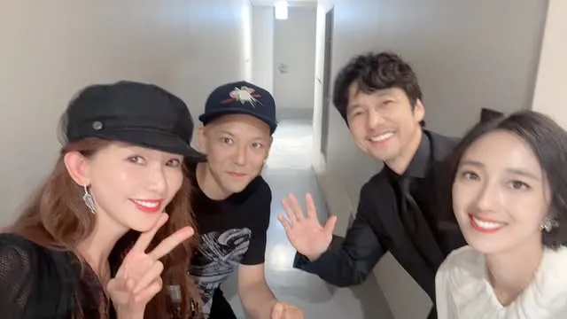 林志玲（左）幫桂綸鎂（右起）、西島秀俊、導演真利子哲也宣傳新片。翻攝林志玲IG