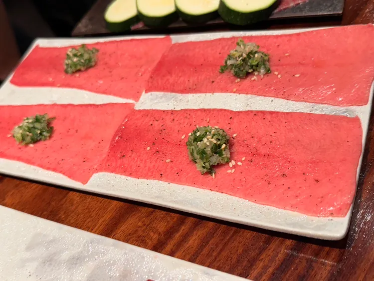 鹽蔥牛舌。陳揚盛攝