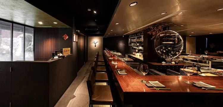 侍燒肉店內空間。業者提供