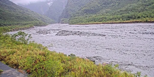 馬太鞍溪堰塞湖溢已達近9千萬噸!預計11時溢流 花蓮縣府籲改道