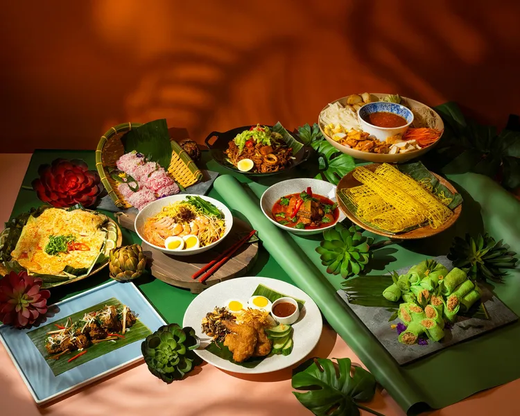 台北遠東香格里拉遠東Cafe即日起至9/18推出「馬來西亞美食週」，特邀檳城香格里拉主廚獻藝，呈現一場正宗南洋盛宴。業者提供