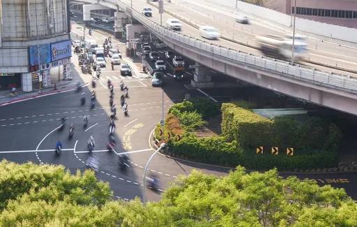 公館圓環凌晨開拆!尖峰百輛公車湧平面 改道路線一次看