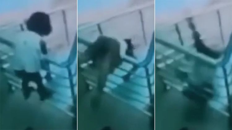 警世影片｜3歲女娃爬樓梯扶手　失衡翻滾「4樓砸到1樓」喪命