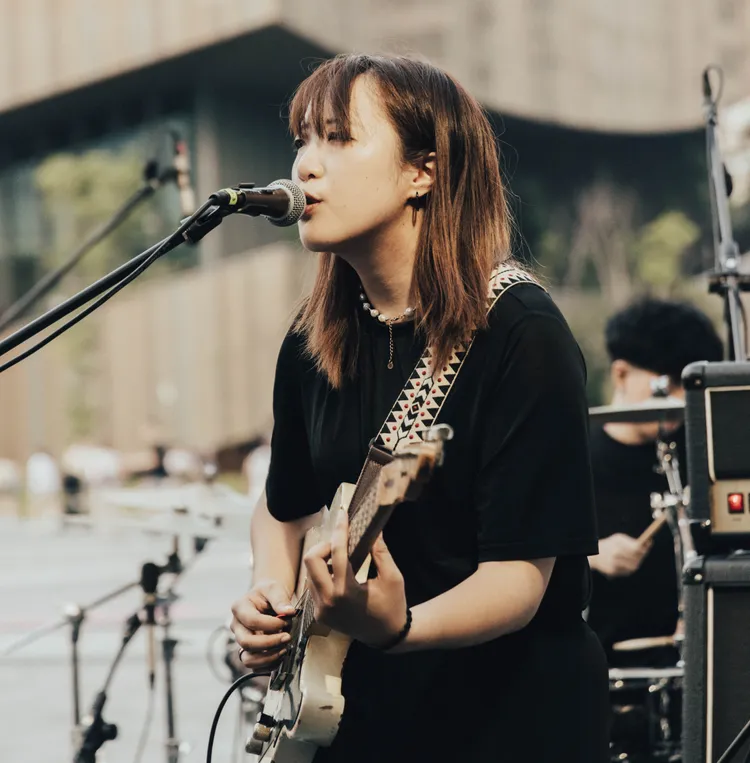 許蒲生。新視紀整合行銷提供