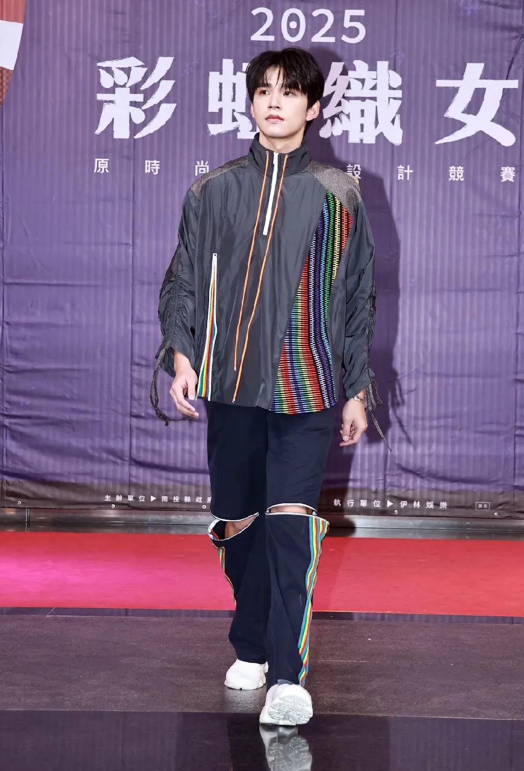 王品澔回家乡走秀。伊林提供