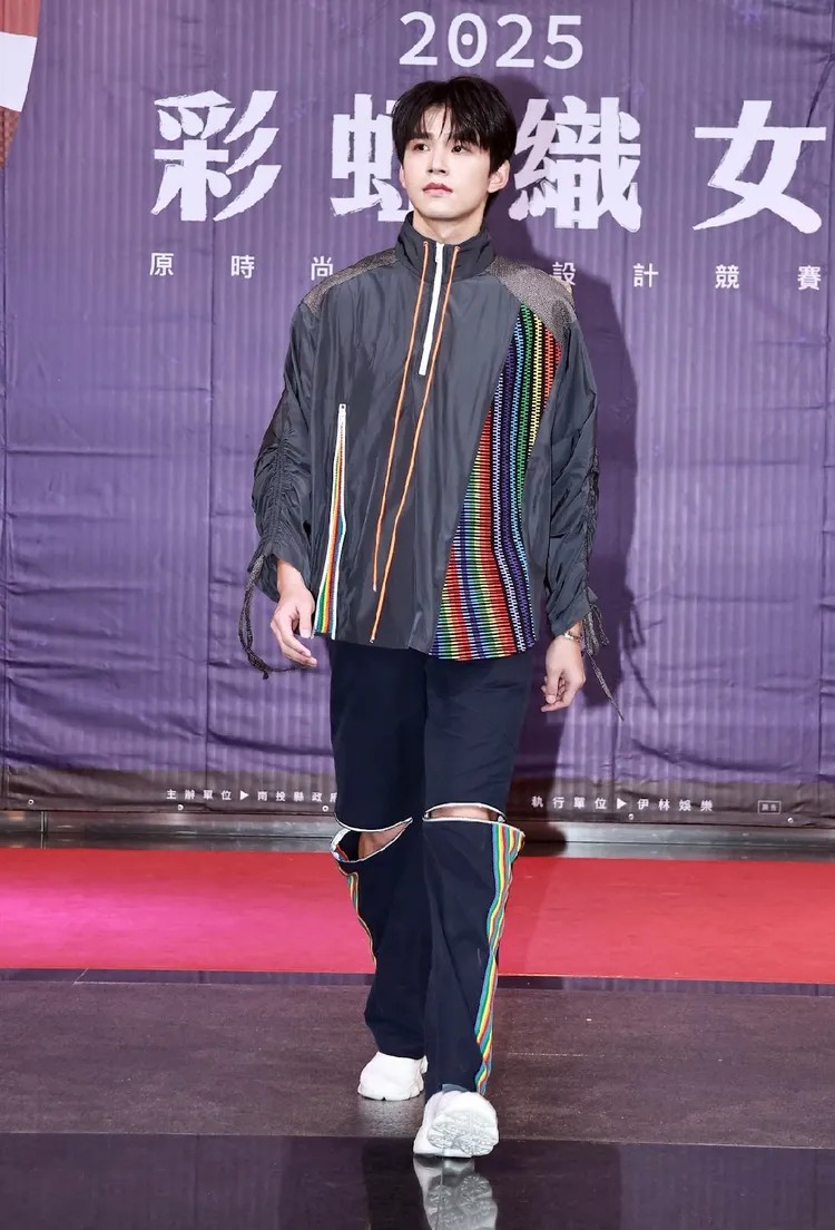 王品澔回家鄉走秀。伊林提供