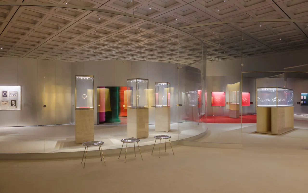 BVLGARI KALEIDOS 宝格丽万花筒:色彩、文化与工艺典藏回顾展。品牌提供
