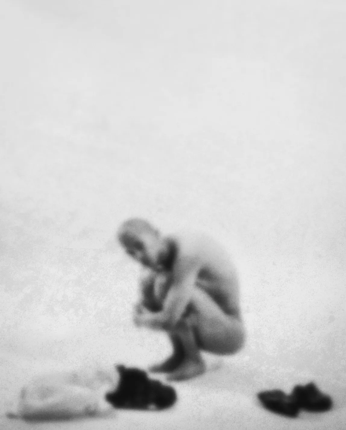 宋伟恩的摄影作品诡谲又孤单。翻摄自photographer_waynes