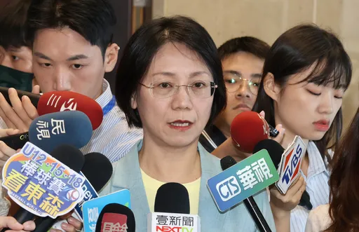 英籍記者嘆「政治干預新聞」離台 藍委:賴清德執政後民主變形