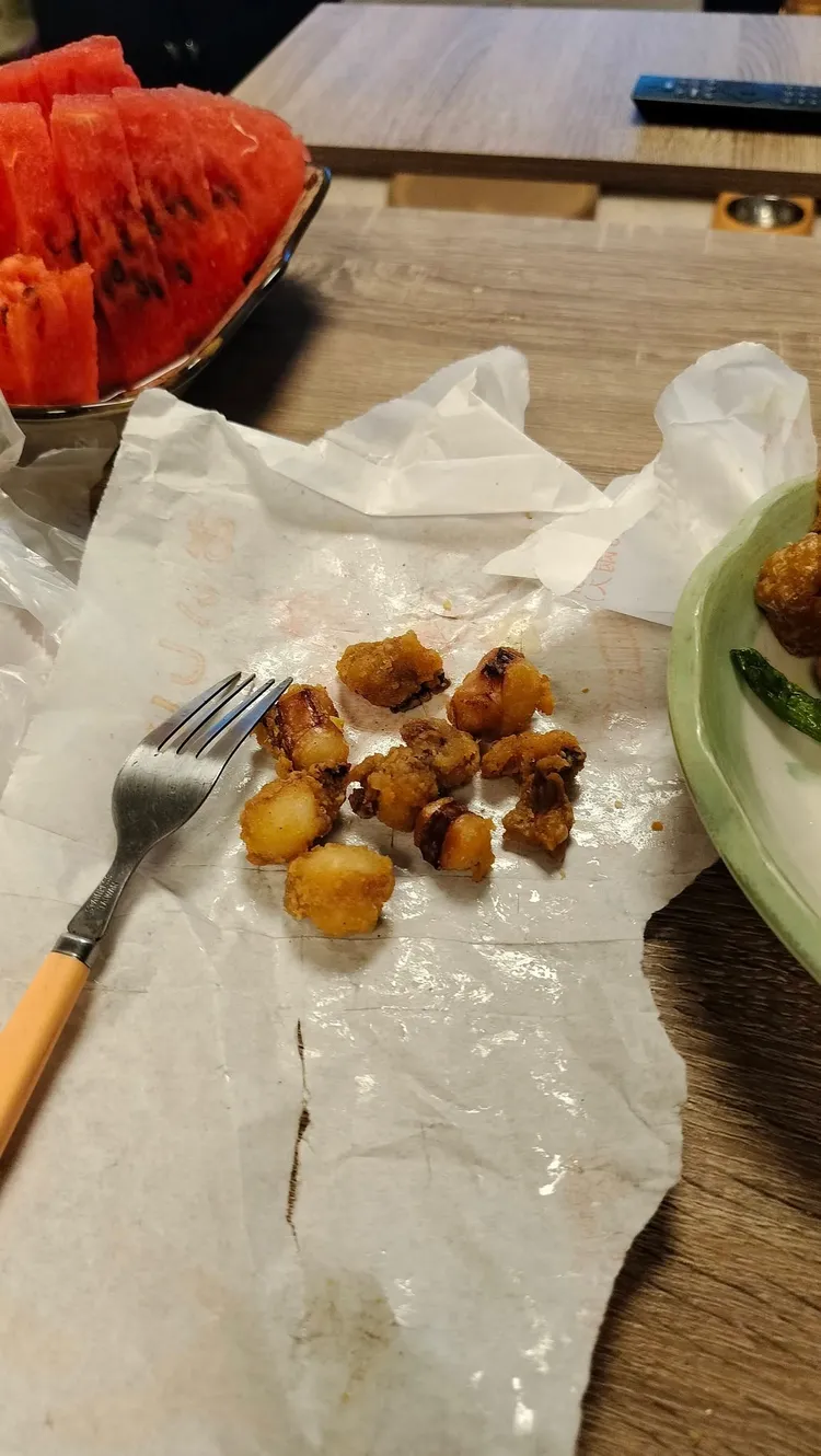 炸魷魚1份60元引發熱議。翻攝「汐止集團」臉書