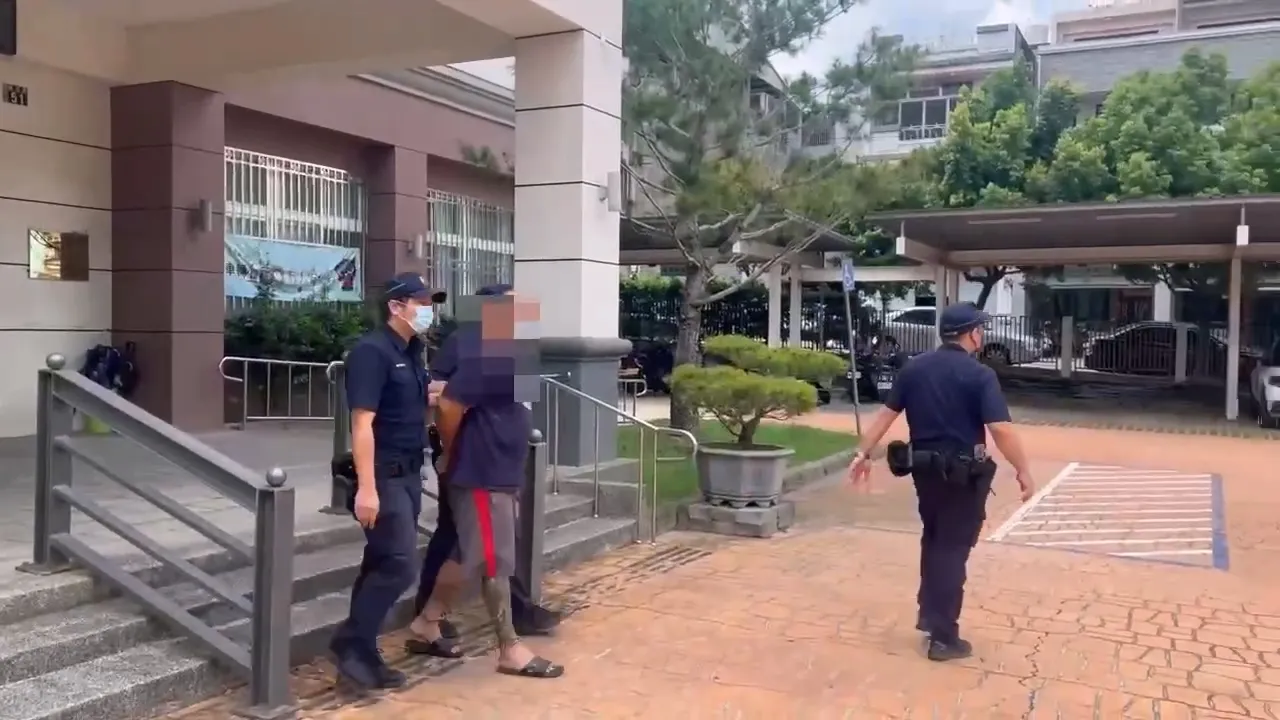 警方将故意开车撞死女友的王男依杀人罪移送法办。民众提供