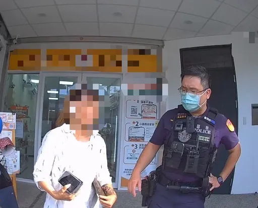 差太多了!45歲女通緝犯謊稱25歲女兒 警秒識破