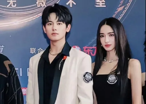 《棋魂》胡先煦约会混血女星手离不开她!暗夜抱一下甜到爆