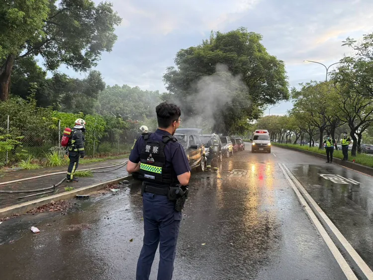 發生地點在台中都會公園旁。民眾提供
