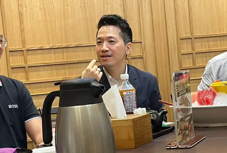 何志偉勤跑桃園。張沛森攝