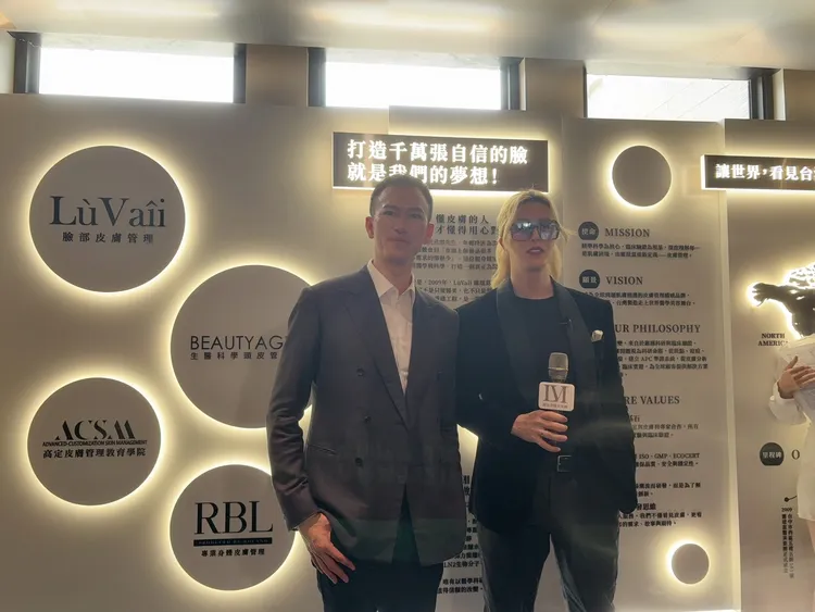 LuVaii露琺意醫美集團創辦人暨總經理阮丞輝(左)表示，結合三大品牌資源，運用專業、高質感的全身皮膚管理服務，讓消費者不用出國就能享受日本的頂級體驗。業者提供