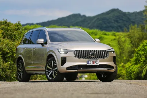 壹苹试驾|Volvo XC90 B5 Plus再度小改款 不只延寿、而是淬炼