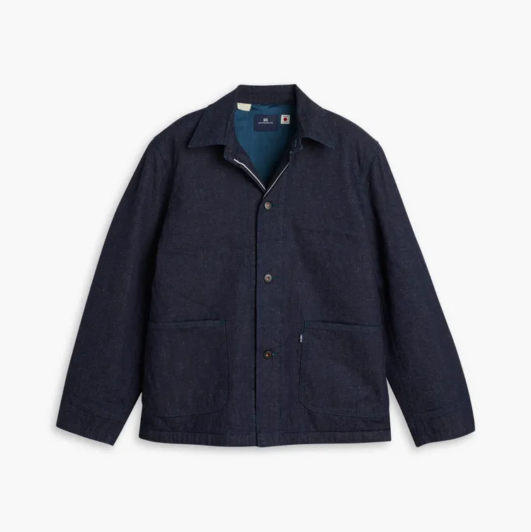 Levi’s® Blue Tab海軍西裝短外套，1萬900元。品牌提供