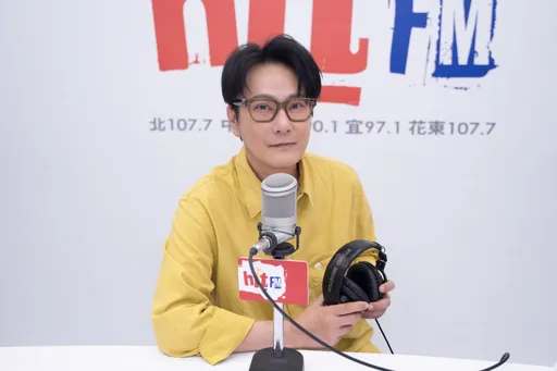 张信哲型态多变!揭晓最煎熬身份 喊话:我很Open