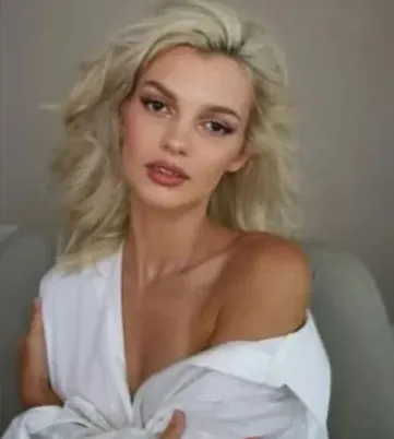 被害人是烏克蘭正妹，搭乘列車時已刻意穿著低調安全。翻攝X@Iryna Zarutska