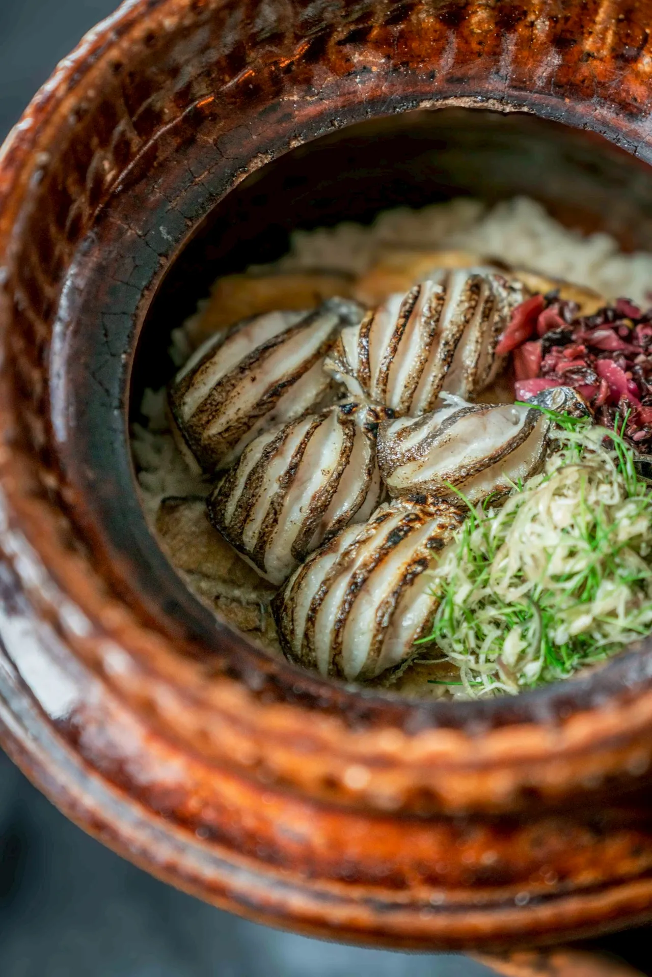 Ukai Kaiseki-刺鲳釜炊御饭。业者提供
