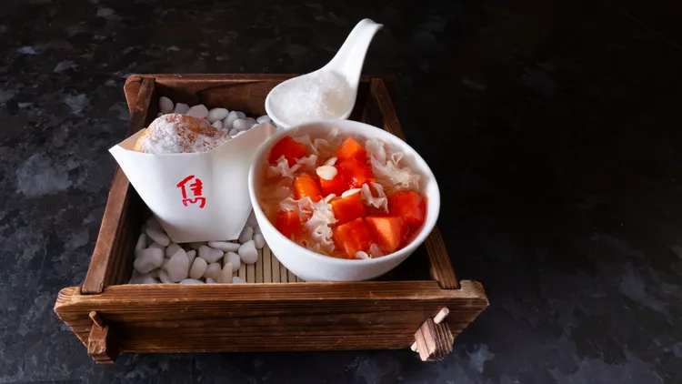 【雋‧境】南北萬壽果官燕。業者提供