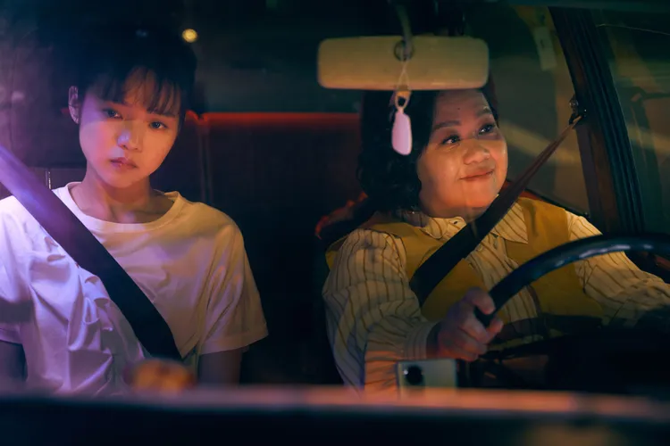 鍾欣凌（右）、林廷憶個別角逐女配與女主角獎。資料照、Netflix提供