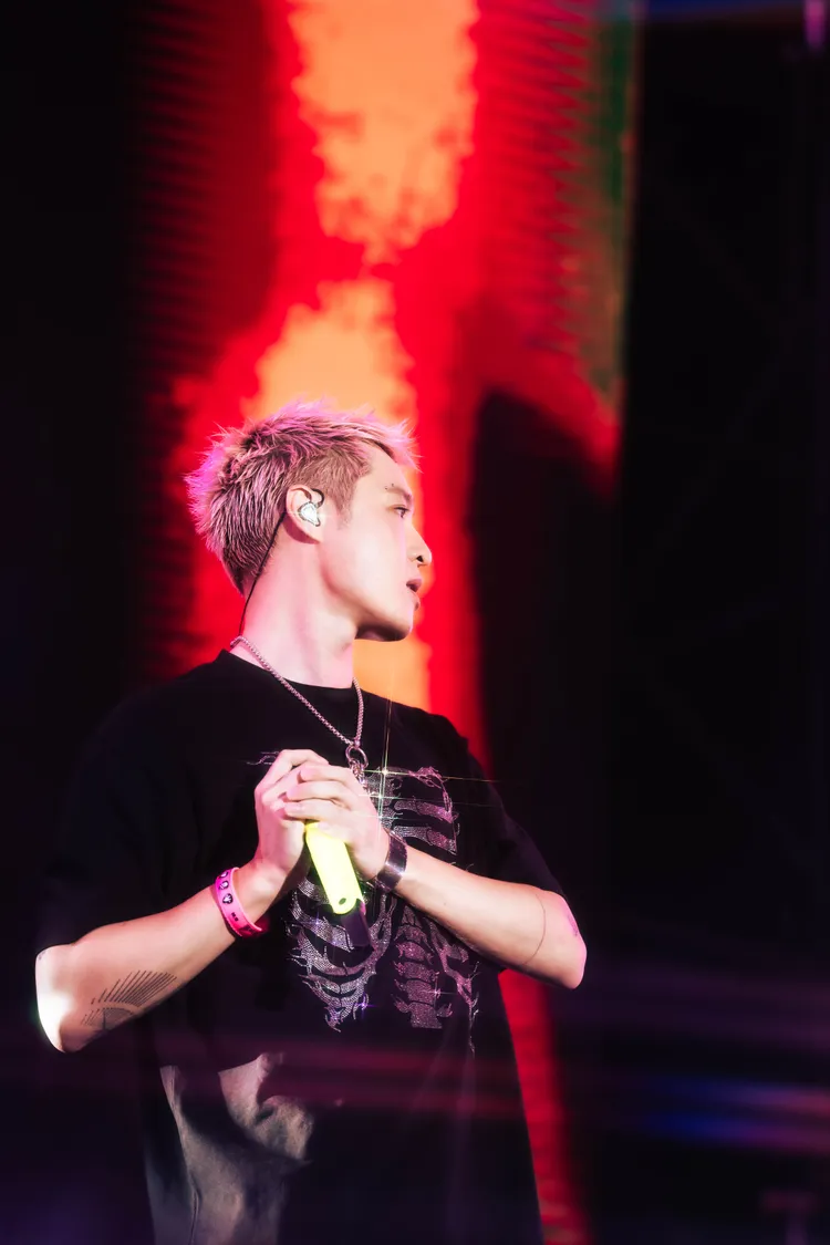 周湯豪壓軸演出，新歌首唱誠意十足。環球音樂提供