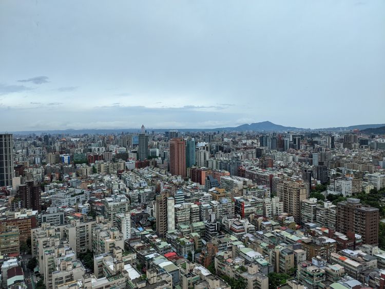 央行打炒房限貸令奏效　全台交易量年減5.7萬戶等同打8折