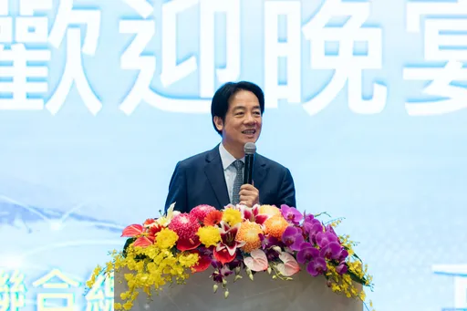 黃揚明爆「賴清德當晚歡宴台商未談災情」 被批造謠嗆:歡迎來告!