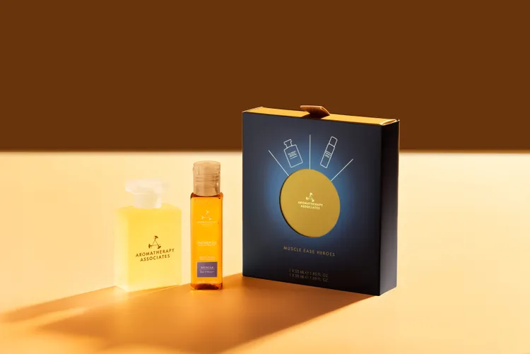 舒緩自在（55ml舒肌沐浴油、50ml舒肌精油沐浴露），2500元。品牌提供