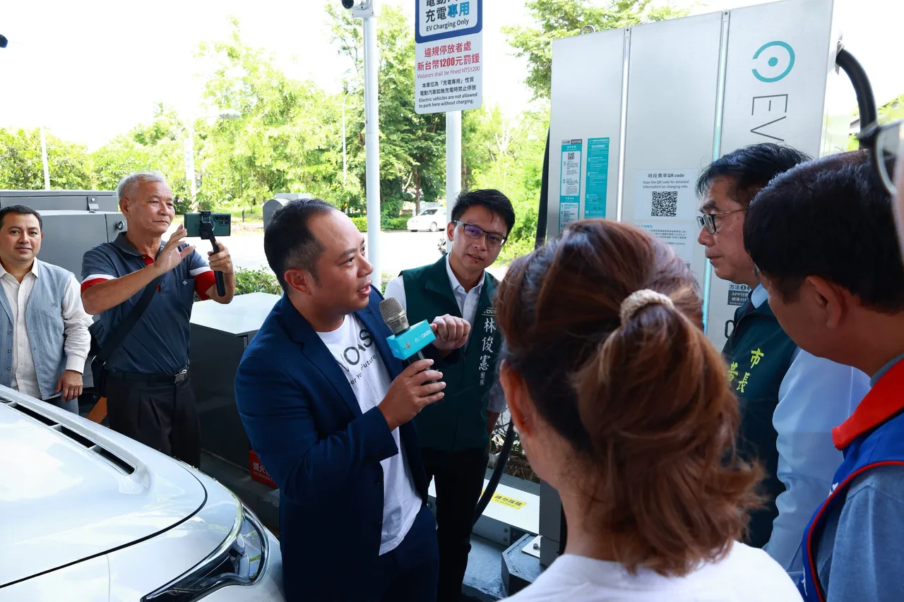 EVOASIS董事長陶百群表示未來將持續打造全台最大充電網。業者提供