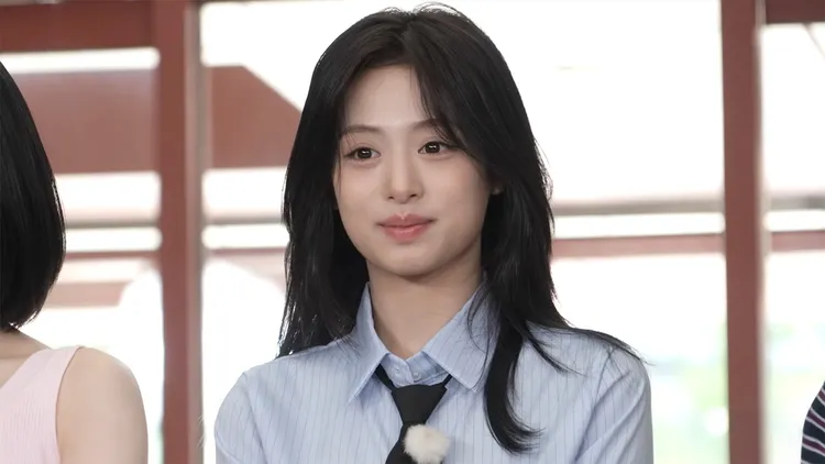 Ahyeon誤把哈哈認成李尚敏，哈哈自嘲：「沒事，我們都帶一樣的眼鏡。」中天綜合台提供