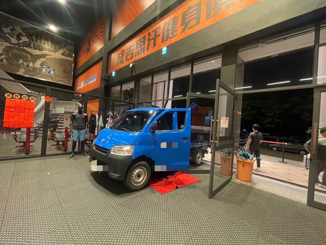 林男只因應徵健身教練沒上,就開車衝撞「館長」經營的成吉思汗健身房台中館。資料照片