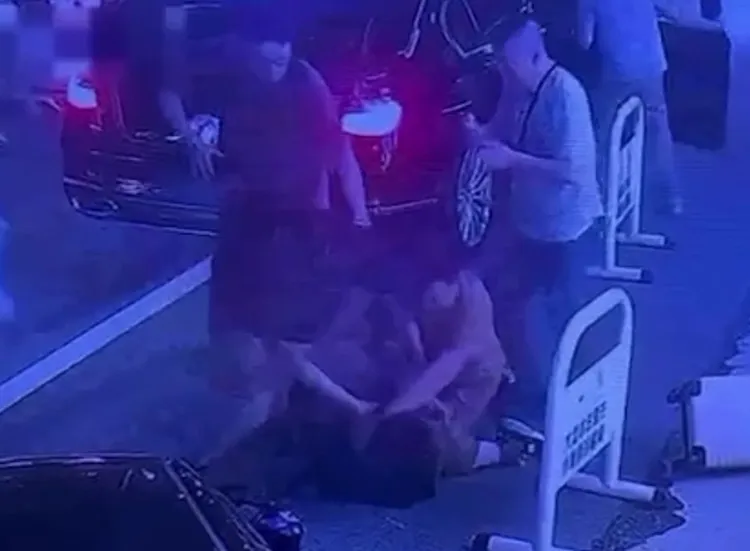 警方逮捕在台收貨的葉姓男子。翻攝畫面