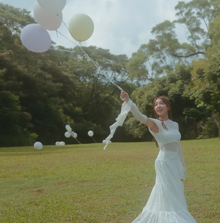 艾薇想到阿公驟逝淚水止不住。原音娛樂提供