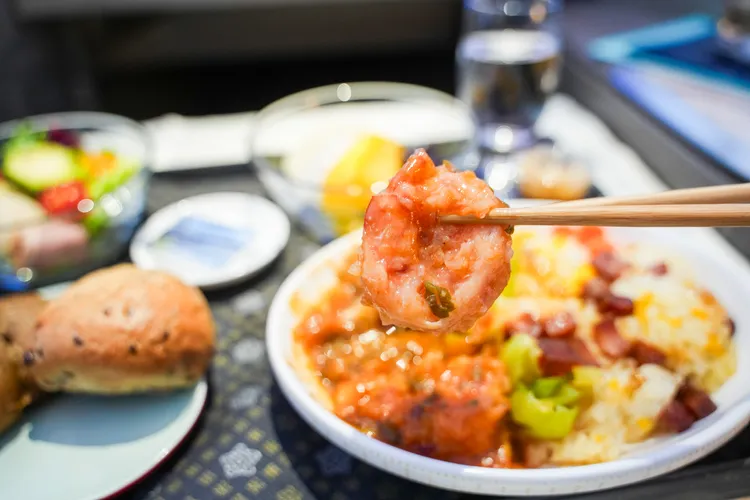 明蝦肉質飽滿且富彈性。田欣雲攝影