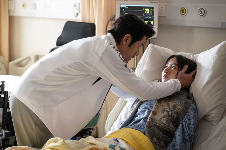 許恩怡和郭富城演父女。華映提供