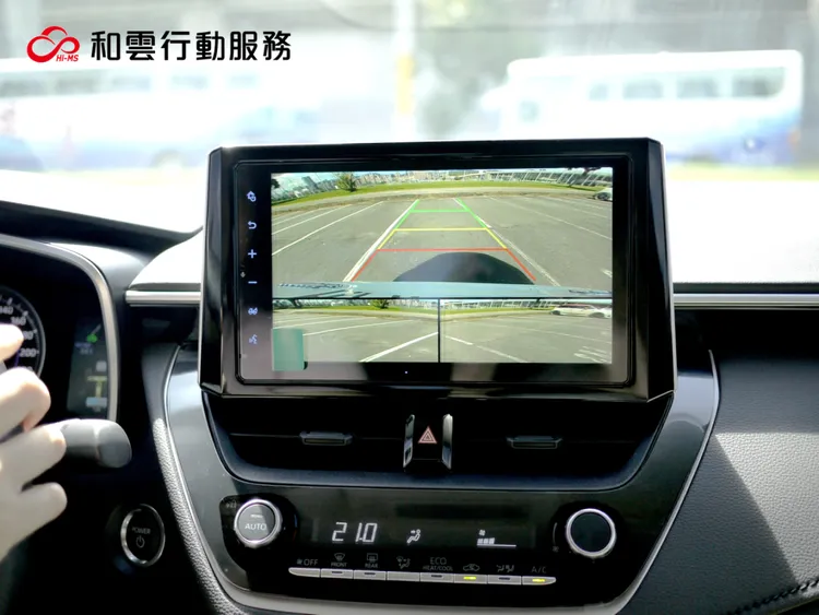 Corolla Altis Hybrid搭載Toyota Safety Sense 2.0，包括RVC倒車影像輔助、BSM盲點偵測警示、ACC主動式車距維持定速等科技系統。業者提供