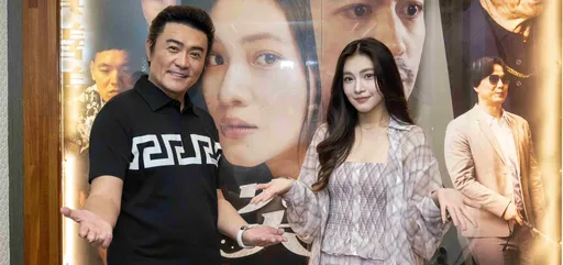 李㼈藉電影訴說愧疚 李紫嫣相擁而泣父女和解