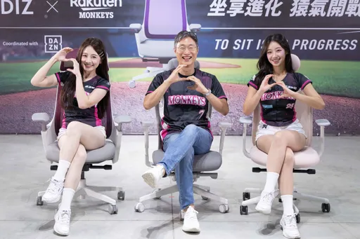 樂天女孩嗨翻!金主爸爸霸氣答應 宿舍要集體換新裝備