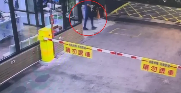 簡男犯後獨自離家閒晃，最終在中正區被警方逮捕。翻攝照片