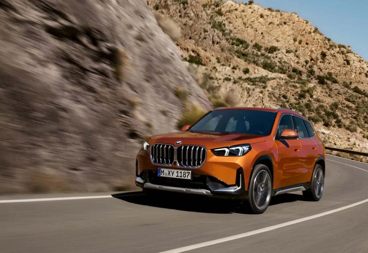 BMW X1于本月完成交车领牌,即可获得原厂3年/4万公里原厂保养套装、第4年延长保固并加赠1年乙式全险。业者提供