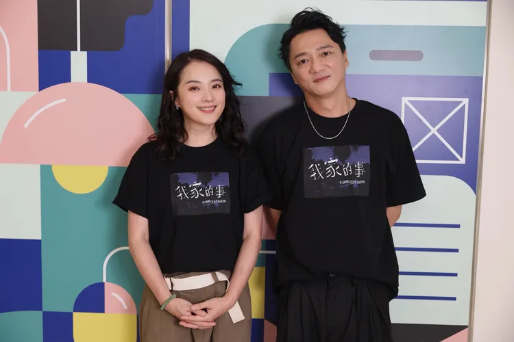 高伊玲（左）和藍葦華談夫妻相處之道。彭欣偉攝