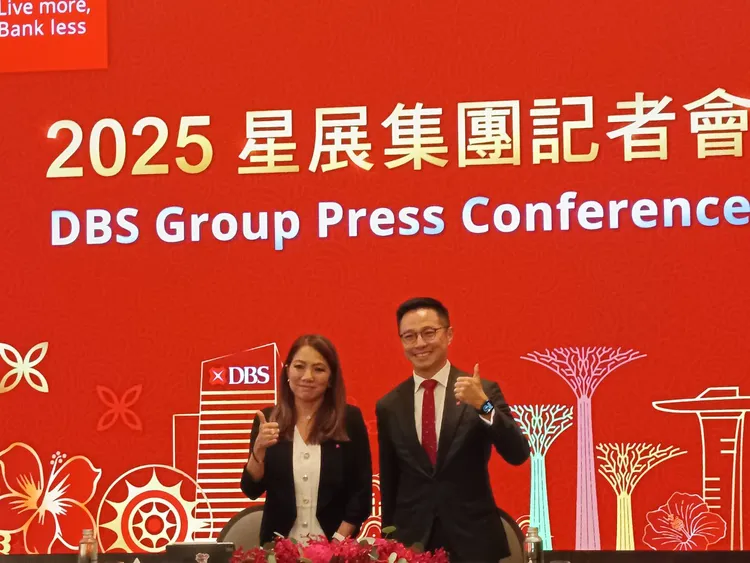 星展集團整併花旗銀行屆滿兩周年，今年上半年總收入及稅後盈餘雙創新高，星展集團執行總裁陳淑珊(圖左)首次來台，圖右為星展銀行總經理黃思翰。許麗珍攝