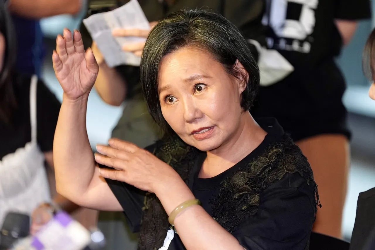 吕雪凤自爆降片酬出演。摄影中心摄