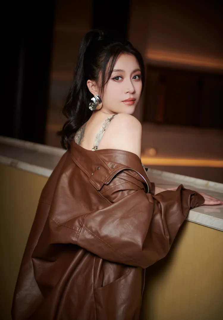 李嘉格表示與車澈早就退回至朋友關係。翻攝李嘉格微博