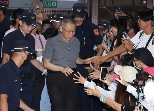 柯文哲維持交保 他曝北院更裁書「8點白話翻譯」!網讚比AI還精準